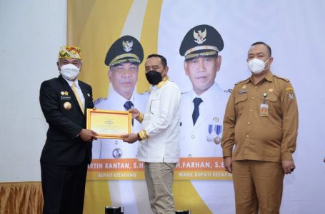 Pimpinan DPRD Hadiri  Kaleidoskop Satu Tahun Pemerintahan Bupati dan Wakil Bupati Ketapang Tahun 2021 – 2026