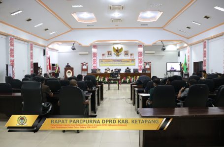 Rapat Paripurna DPRD Ketapang