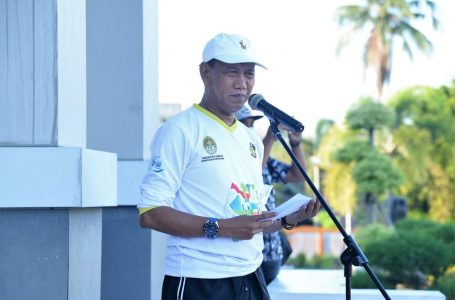 WAKIL KETUA DPRD H. SUPRAPTO, S.PD.,MM DAN H. MATHOJI, SE MENGIKUTI KEGIATAN AKSI SEJUTA SEPEDA SATU INDONESIA