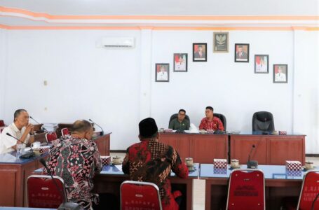 Rapat Kerja dengan Departemen Agama Kabupaten Ketapang Guna Pembahasan Jumlah Santri di Kabupaten Ketapang