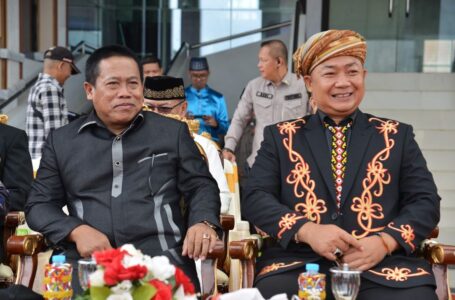 PUNCAK UPACARA PERINGATAN HARI JADI KETAPANG KE-605 DI HALAMAN KANTOR BUPATI KETAPANG