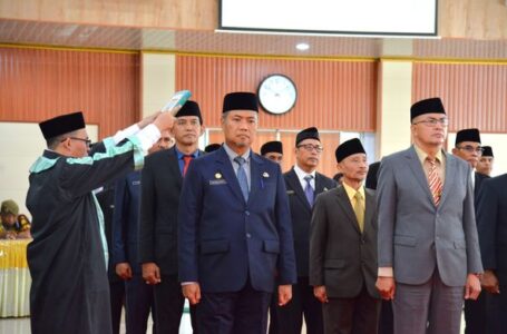 Bupati Ketapang Rotasi Sejumlah Kepala Dinas