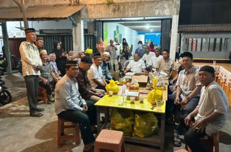 Alumni SMP Negeri 1 Ketapang angkatan 89 menggelar berbuka puasa Bersama dengan Ketua DPRD Ketapang