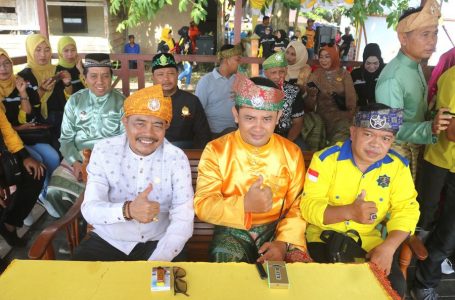 Perlombaan Sampan Tradisional oleh Komunitas Melayu Berbudaya