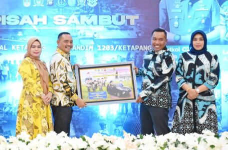 Ketua DPRD Ketapang Hadiri Pisah Sambut Dandim, Danlanal