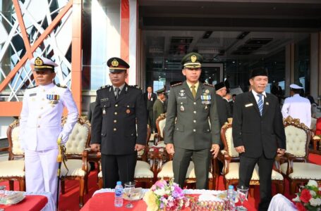 Upacara Penurunan Bendera Merah Putih