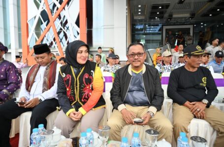 Opening ceremony festival pencak silat tradisional meriahkan kegiatan Napak Tilas