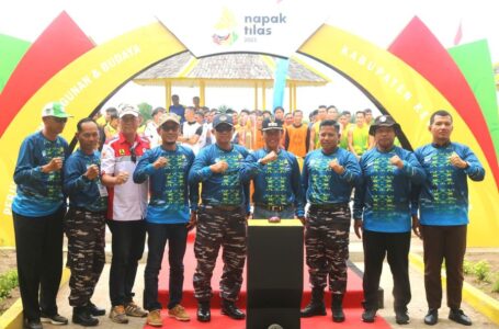 PENUTUPAN OPEN TURNAMEN PERLOMBAAN DAYUNG DRAGON BOAT SE KALIMANTAN BARAT