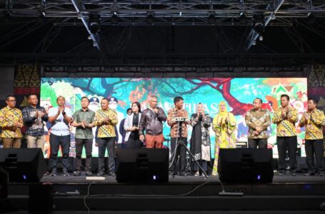 Penutupan Acara Napak Tilas Perjuangan Pembangunan dan Budaya Ketapang Tahun 2023