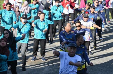 Senam Bersama dan Joget Komando dalam rangka HUT Korpri ke-52