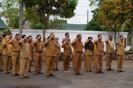 Upacara Senin 04 Desember 2023.