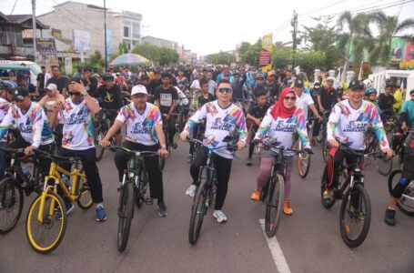 WAKIL KETUA DPRD KABUPATEN KETAPANG HADIRI FUN BIKE BERSAMA ADHYAKSA