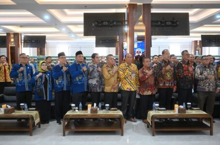 Penganugerahan Keterbukaan Informasi Badan Publik se-Kalbar tahun 2023