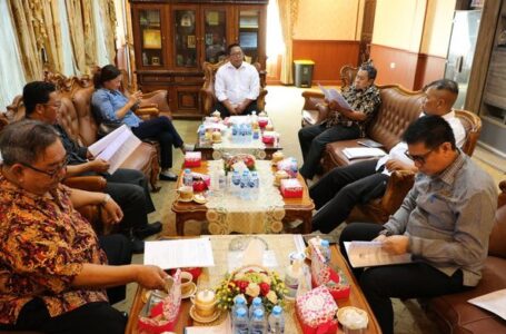 RAPAT INTERNAL PANSUS PEMBAHAS RAPERDA