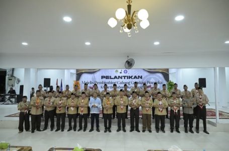 WAKIL KETUA DPRD KETAPANG HADIRI PELANTIKAN MABICAB GERAKAN PRAMUKA 2025–2030