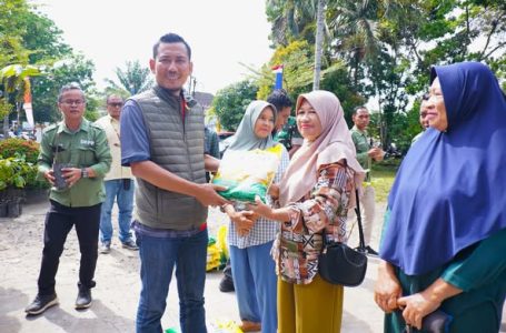 Gerakan Pangan Murah di Ketapang Warnai Peringatan HUT ke-80 RI