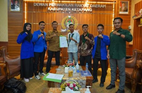 Pasca Aksi Damai, Ketua DPRD Ketapang dan Mahasiswa Duduk Bersama Cari Solusi Terbaik