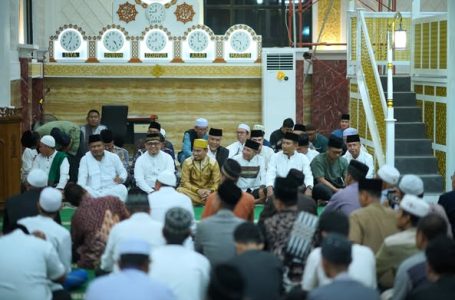 Ketua DPRD Ketapang Hadiri Peringatan Maulid Nabi Besar Muhammad SAW 1447 H di Masjid Agung Al-Ikhlash