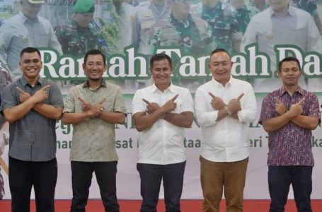 Ketua DPRD Ketapang Hadiri Ramah Tamah Bersama Komandan Pussenif TNI AD di Pendopo Bupati
