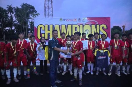 Mandau Putra Menang Dramatis 2-1 atas Porsas di Final U-15 Piala Kemerdekaan