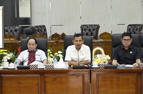 Banggar DPRD Lanjukan Rapat Kerja Bahas Raperda APBD 2026