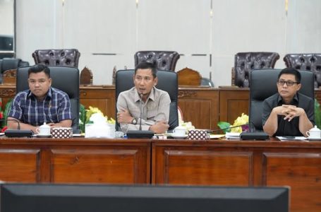 KOMISI II DPRD KETAPANG DORONG PENYELESAIAN KONFLIK LAHAN DESA LEMBAH MUKTI DAN PT. MAYA AGROWINDO
