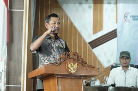 KETUA DPRD KETAPANG AJAK APARATUR DESA KUASAI JURNALISTIK DIGITAL LEWAT PROGRAM “SATU DESA SATU JURNALIS”