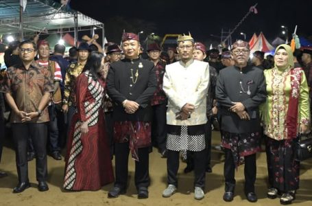 KETUA DPRD KETAPANG HADIRI DAN DUKUNG PEMBUKAAN PEKAN BUDAYA MADURA IKBM 2025