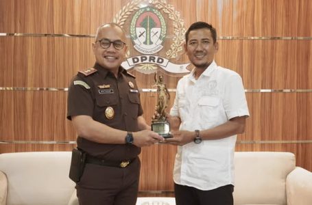 Pansus III DPRD Menggelar Rapat Kerja Bersama OPD