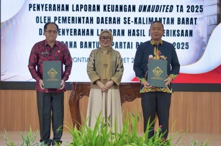 KETAPANG HADIRI PENYERAHAN LHP BPK KALBAR,DPRD TEKANKAN PENGAWASAN