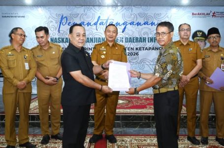 Ketua Komisi I DPRD Ketapang Hadiri Penyerahan NPHD Tahun Anggaran 2026