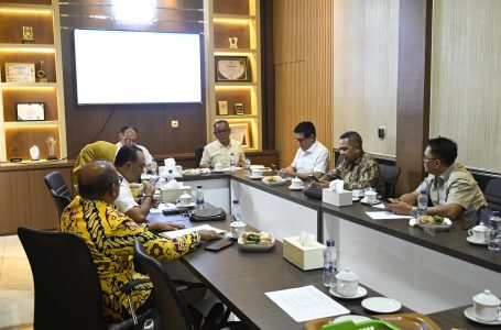 RAPAT INTERNAL PENYUSUNAN JADWAL KEGIATAN DPRD