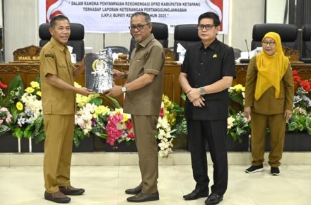 DPRD Kabupaten Ketapang menggelar Rapat Paripurna Penyampaian Rekomendasi terhadap LKPJ Bupati Ketapang
