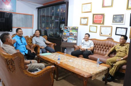 Kabag Umum Sekretariat DPRD Ketapang Terima Kunjungan DPRD Kayong Utara dalam Suasana Kekeluargaan