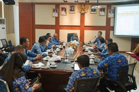 Sekretariat DPRD Ketapang Ikuti Rapat Tindak Lanjut Informasi Publik