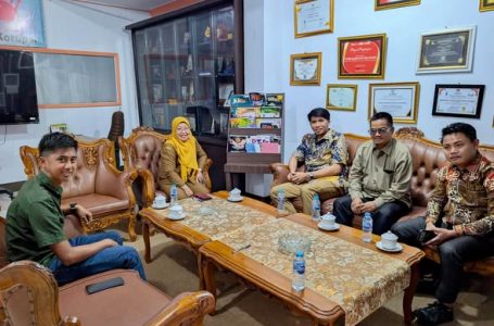 Kabag Persidangan DPRD Ketapang Terima Kunjungan Kerja DPRD Kubu Raya